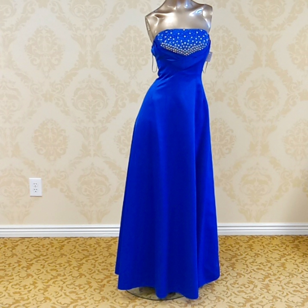 Joli prom size 2 prom dress